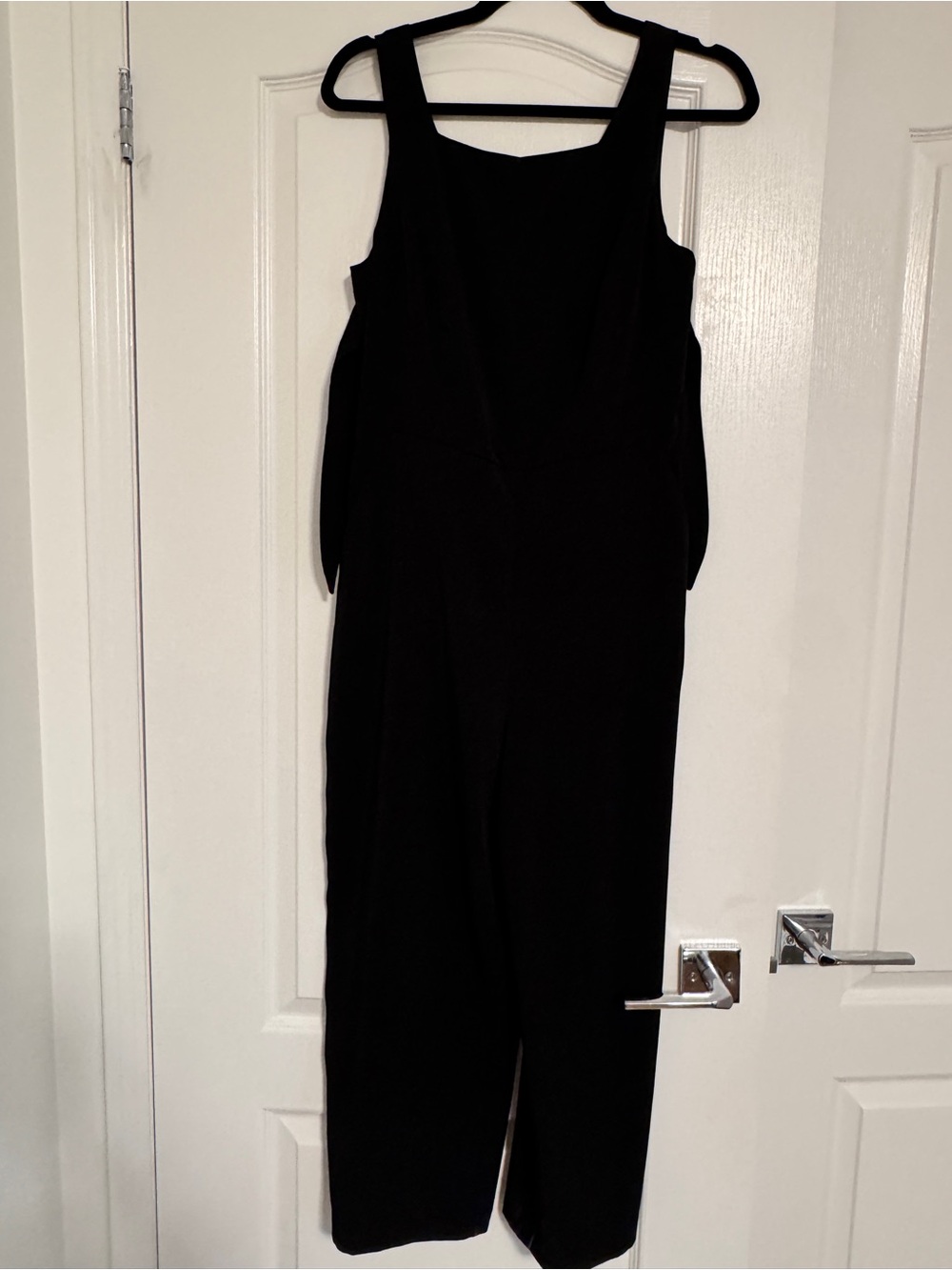 Dynamite Black Women's Sleeveless Jumpsuit